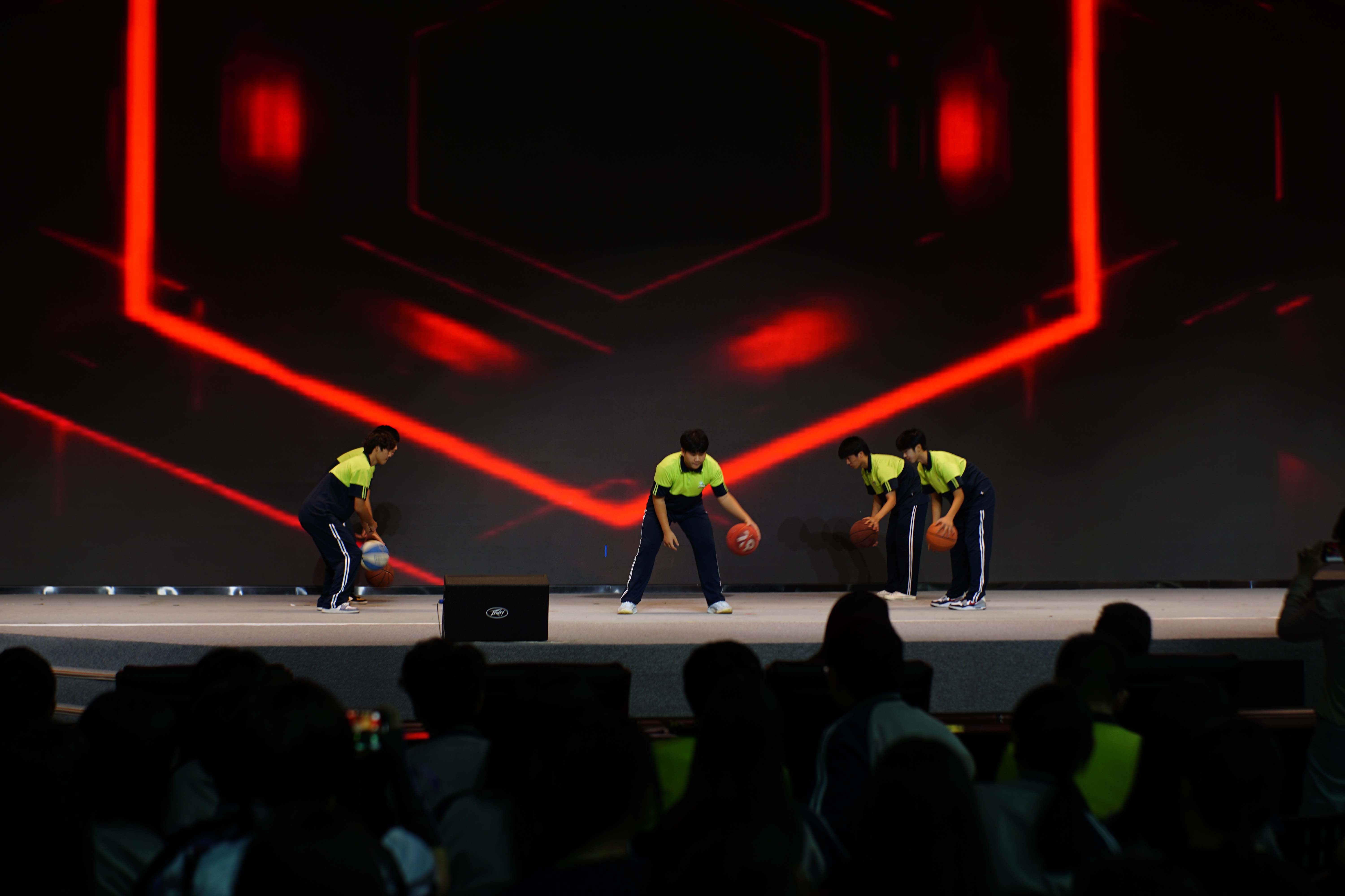 青春筑梦，技赢未来——福州第一技师学院2025年迎新生晚会圆满落幕_福州第一技师学院